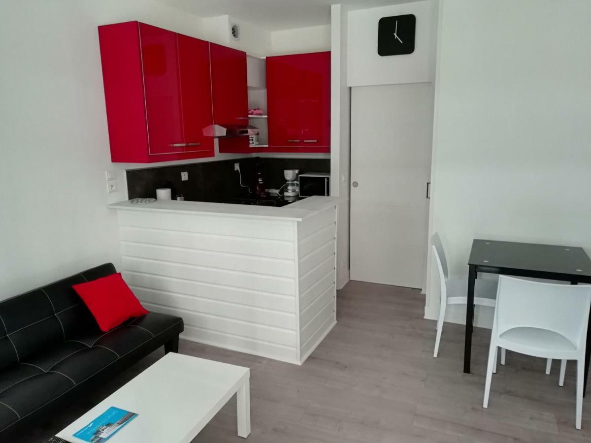 Appartement De La Place Dieppe Exterior foto